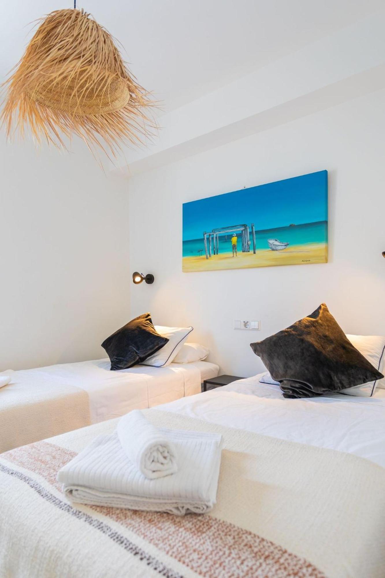 La Cala Beach Home - Beachfront Few Steps Away From Sandy Beach La Cala De Mijas Exterior photo